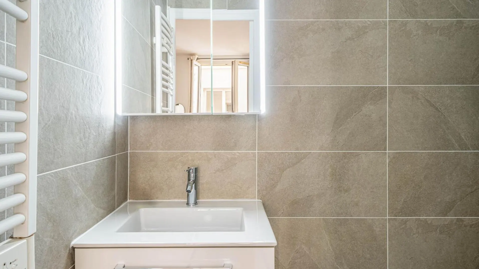 Apartment Studio Daguerre - Montparnasse Paris 14Th France